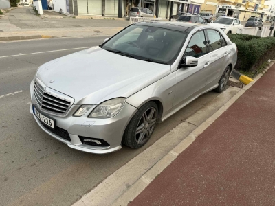 MERCEDES E250CDI SILVER  MBZ216