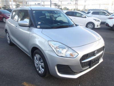 SUZUKI SWIFT 2023 SILVER  504427